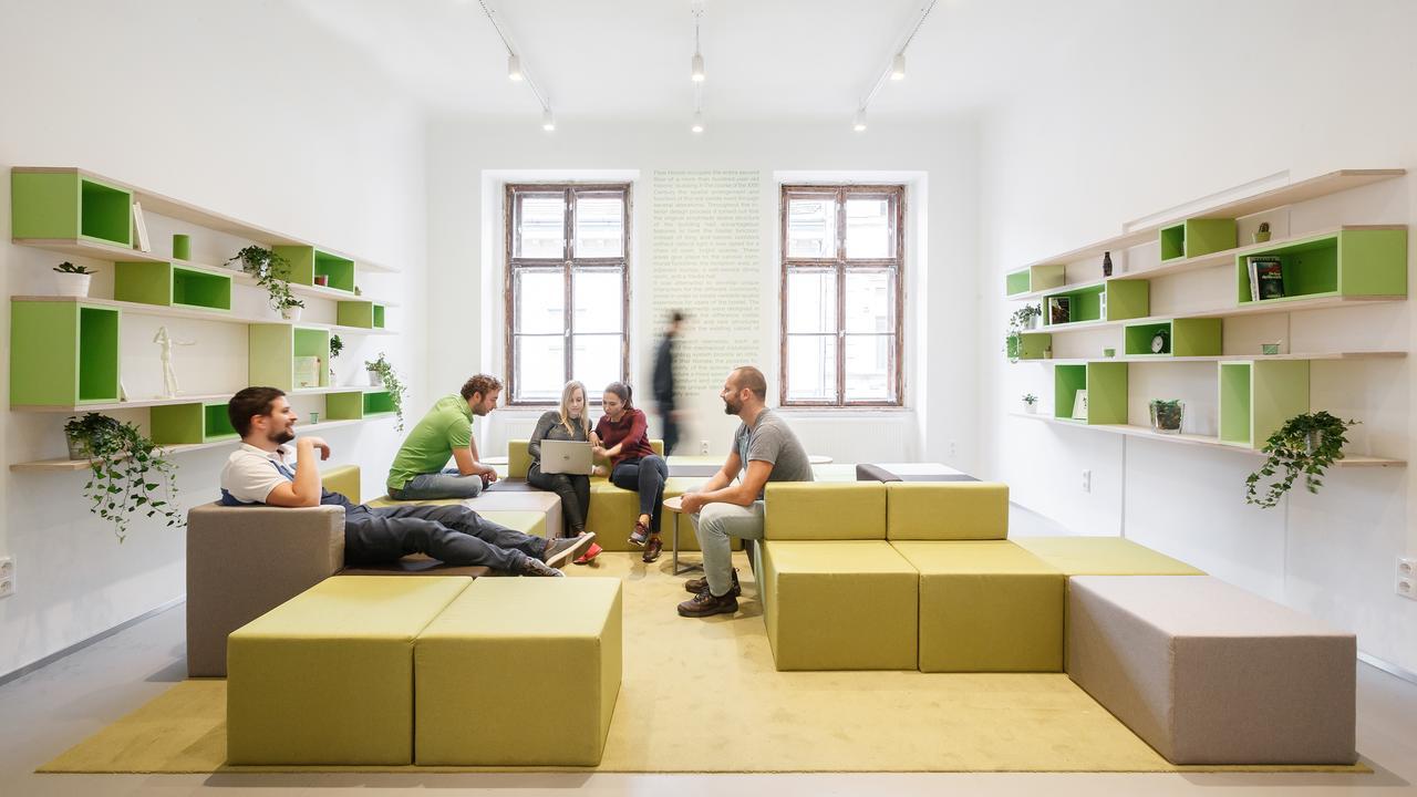 Flow Spaces Budapest